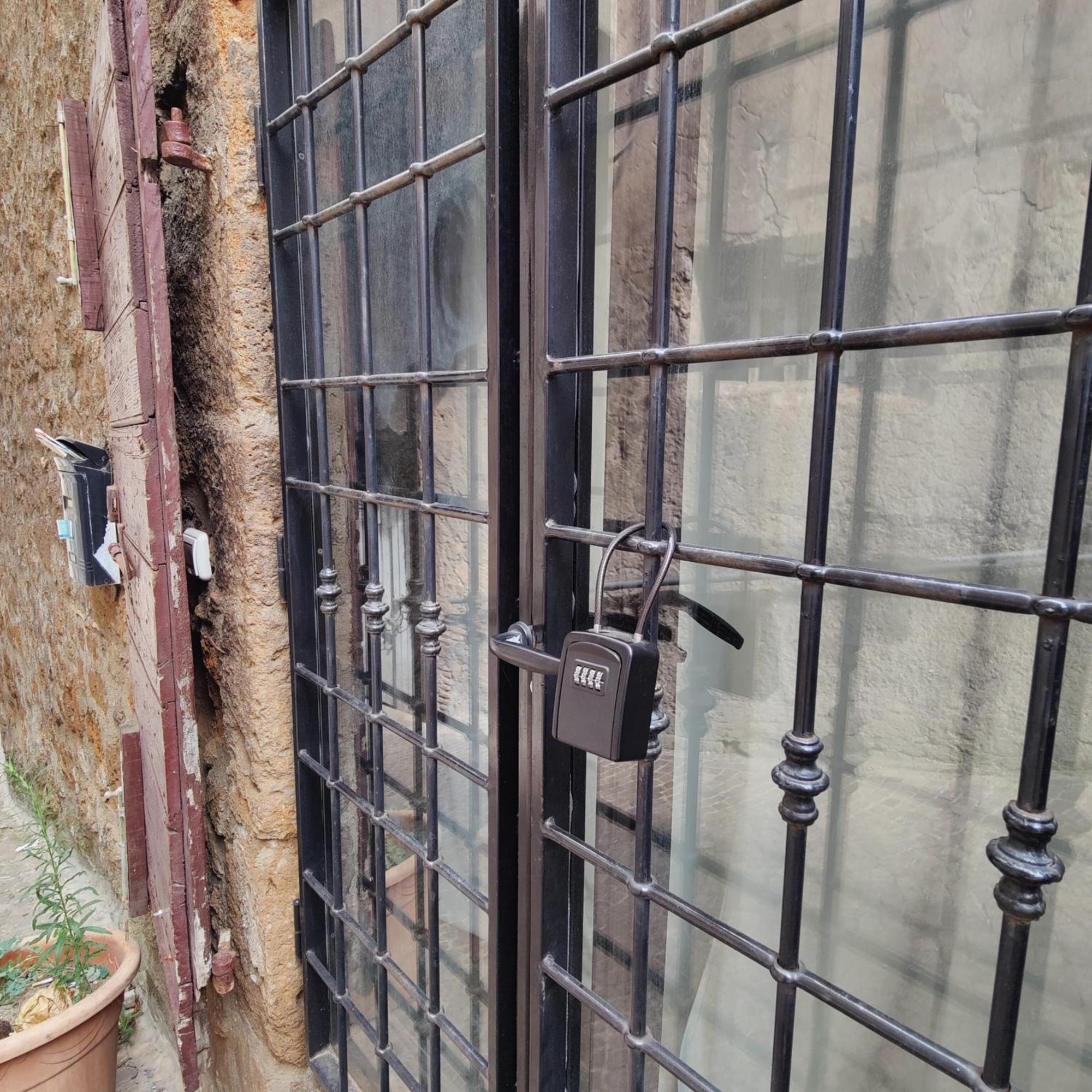 Maestosa Roccaforte Dei Principi, 3 Piani Tutti Per Voi! Sutri Zewnętrze zdjęcie